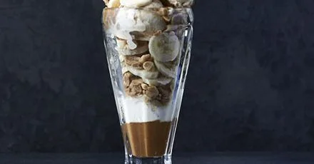 Crunchy peanut banoffee sundae
