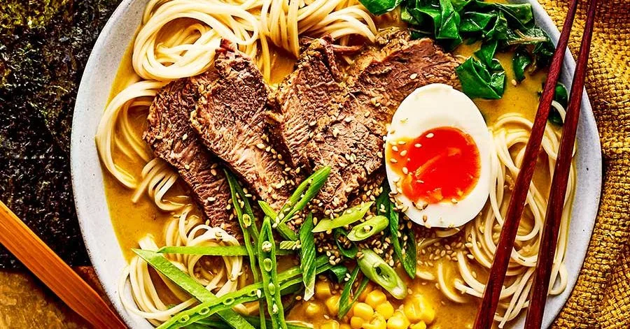 Карі з грудинки рамен