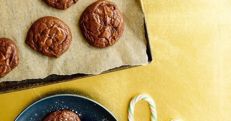Dark chocolate mint flourless cookies