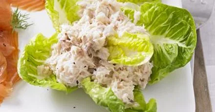 Крабові чашечки у салаті