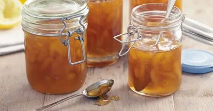 Dried apricot jam