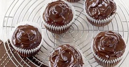 Easy chocolate cupcakes