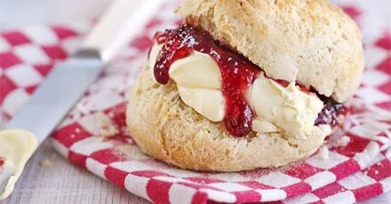 Easy fluffy scones