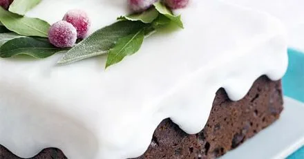 Easy wreath cake