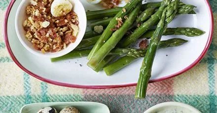 Egg ’n’ bacon dippers