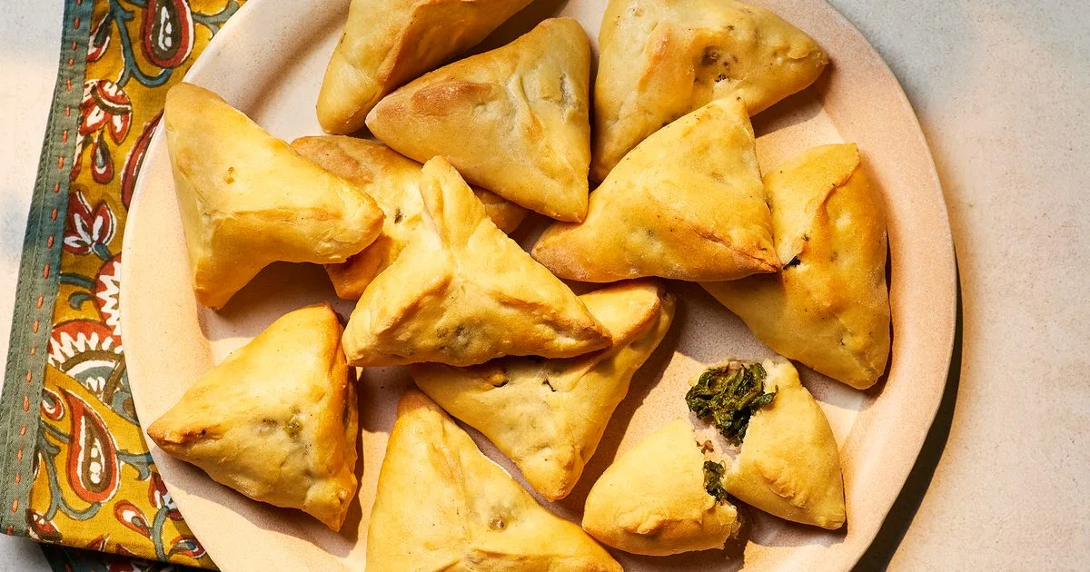 Фатайр (шпинатні кишеньки)