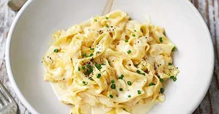 Fettuccine Alfredo