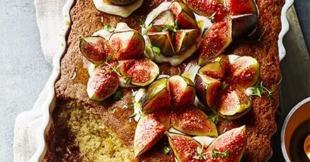 Fig sponge pudding