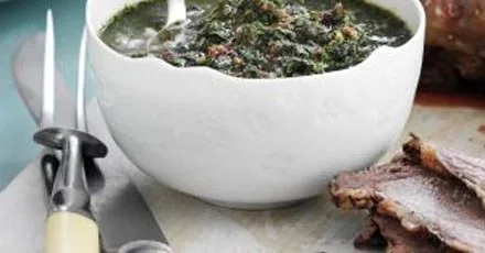 Fresh mint & raisin sauce