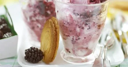 Frozen blackberry fool