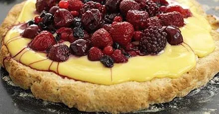 Fruit custard shortcake