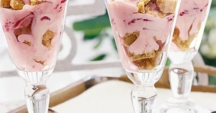 Fruity shortcake swirl