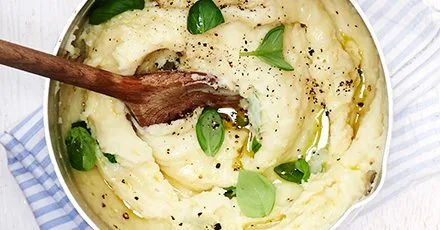 Garlic, basil & olive oil mash