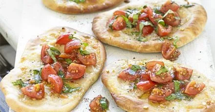 Garlic bread pizzas