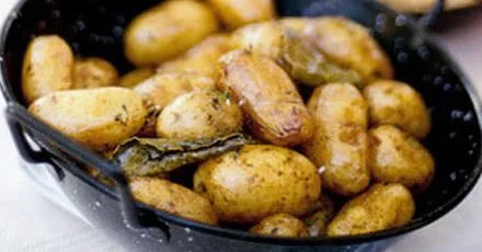 Garlicky fondant potatoes