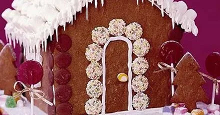 Gingerbread cookie cottage