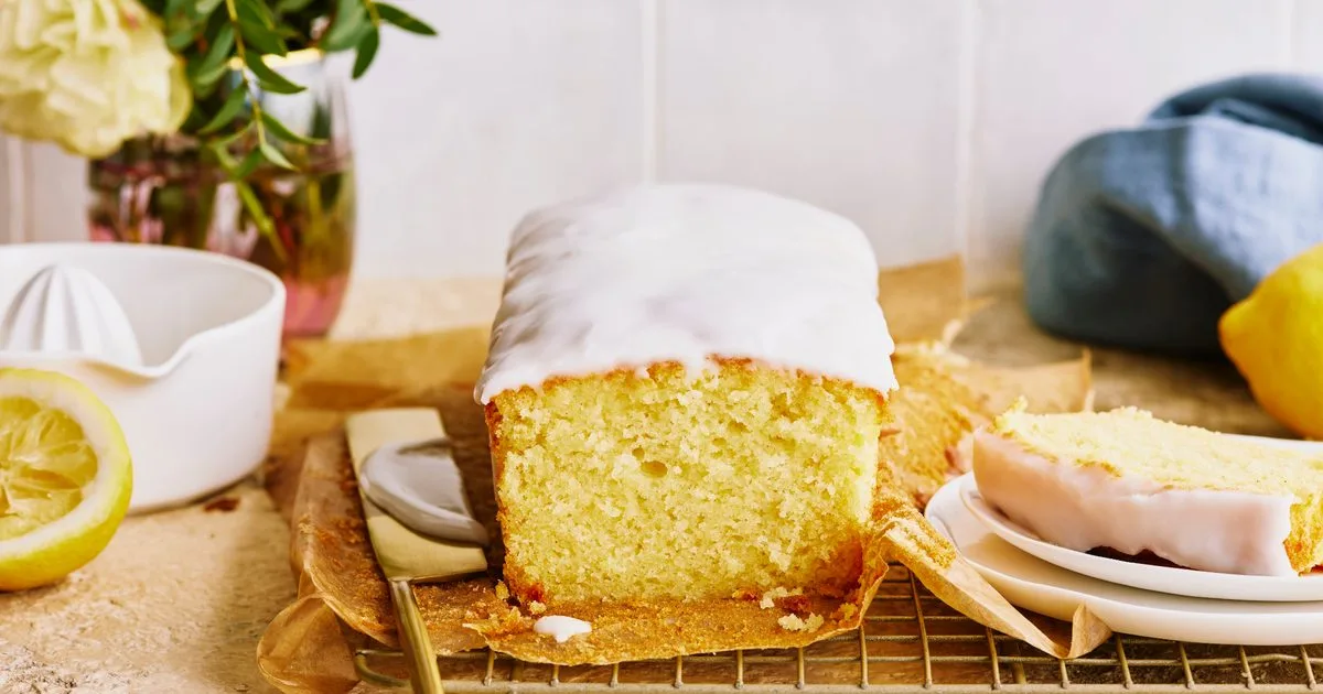 Gluten-free lemon cake