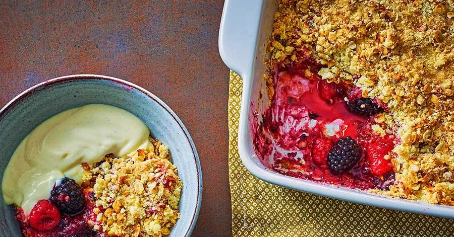 Gluten-free mixed berry crumble