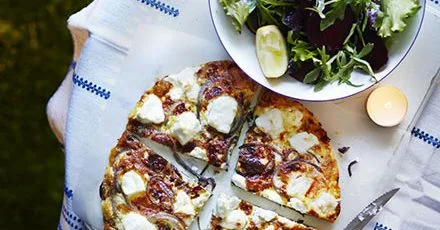 Goat’s cheese & caramelised onion frittata with a lemony green salad