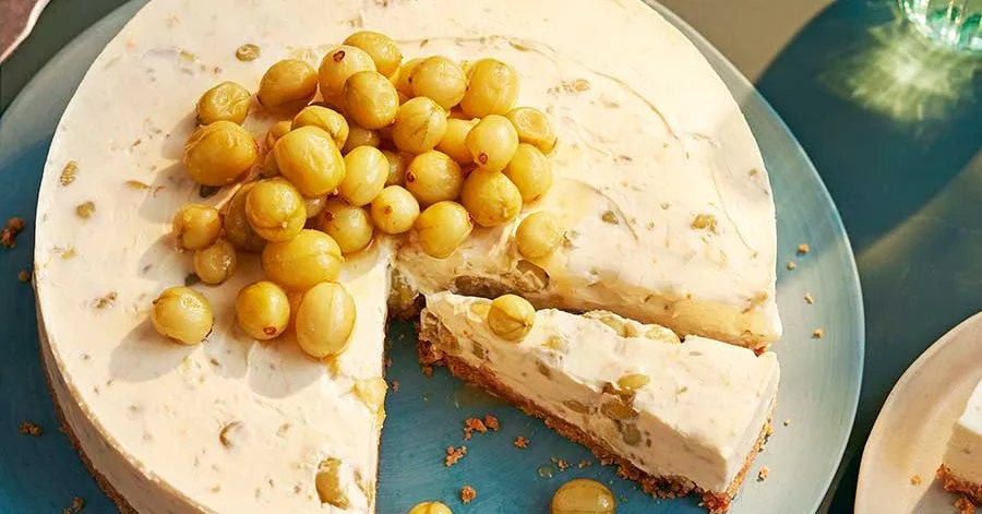 Gooseberry cheesecake