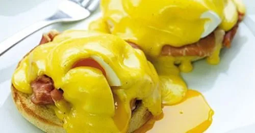 Eggs benedict