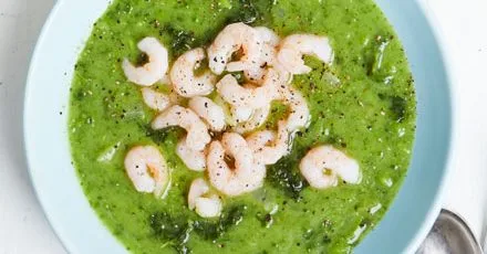 Зелений чоудер з креветками