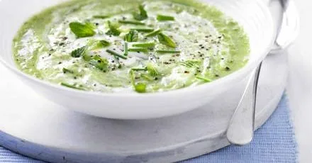 Green cucumber & mint gazpacho