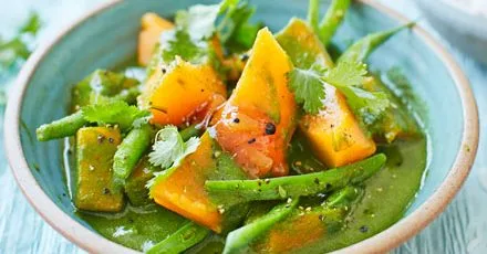 Green masala butternut squash curry