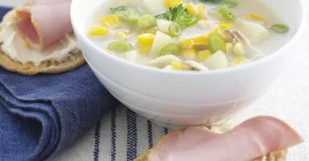 Суп з тріски та кукурудзи