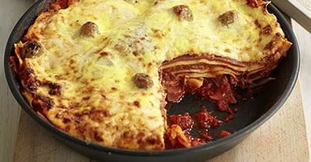 Ham & olive lasagne