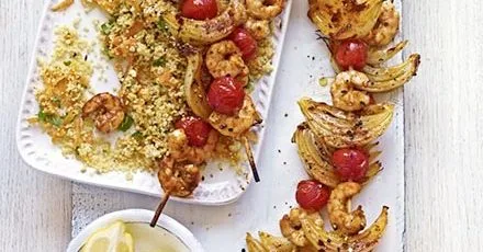 Кебаби з креветками в харіссі та морквяний кускус