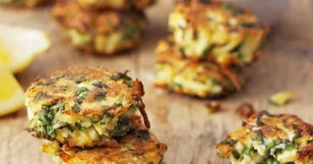 Herb & spice paneer fritters