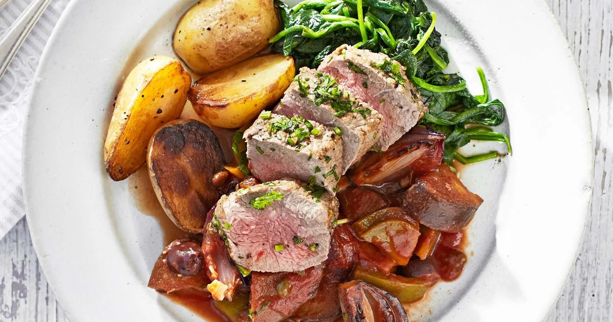 Herby lamb fillet with caponata