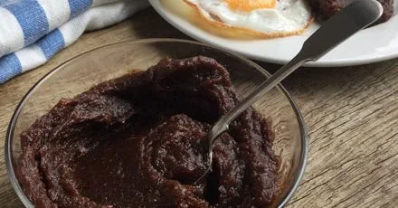 Homemade brown sauce