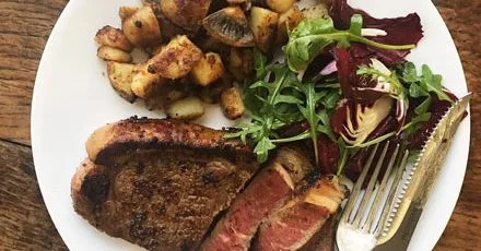 Honey & mustard steak with mushrooms
