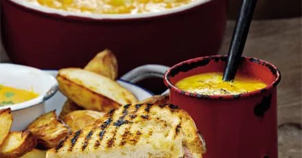 Honeyed carrot soup