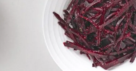 Hot beetroot salad