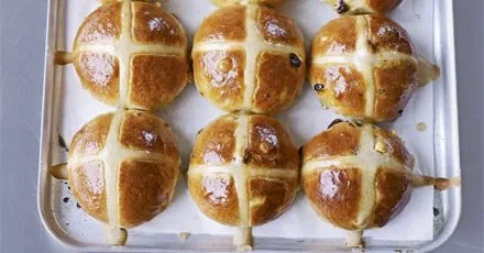 Hot cross buns