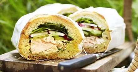 Hot-smoked salmon picnic loaf