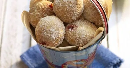 Гарячі цукрові пончики