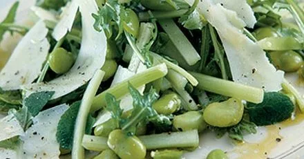 Insalata di fave e pecorino (Fresh broad bean & pecorino cheese salad)