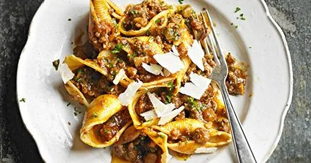 Italian sausage & chestnut pasta
