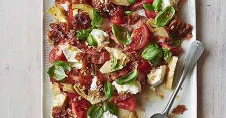 Italian-style salad with crisp pancetta