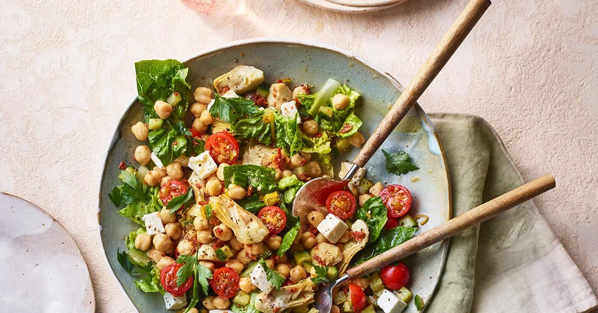 Artichoke, chickpea & feta salad