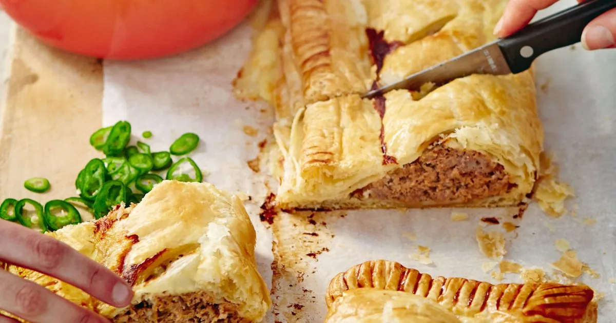 Jumbo sausage roll with salsa beans