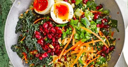 Kale & bulgur tabbouleh with yogurt dressing