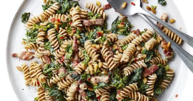 Kale & smoky bacon pasta