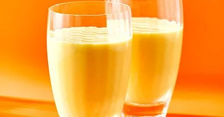 Kefir breakfast smoothie
