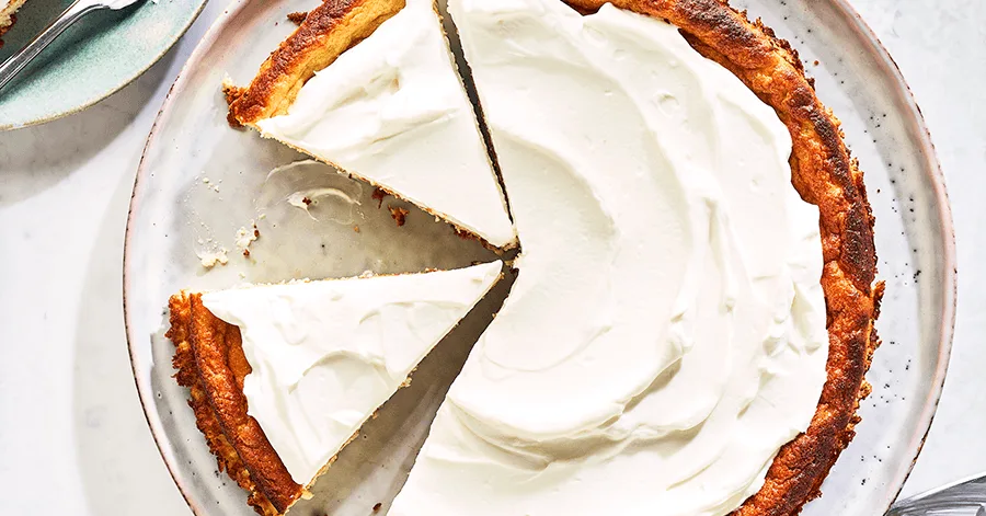 Keto vanilla cake