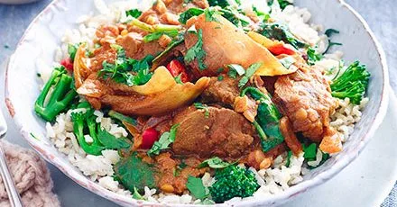 Lamb dopiaza with broccoli rice